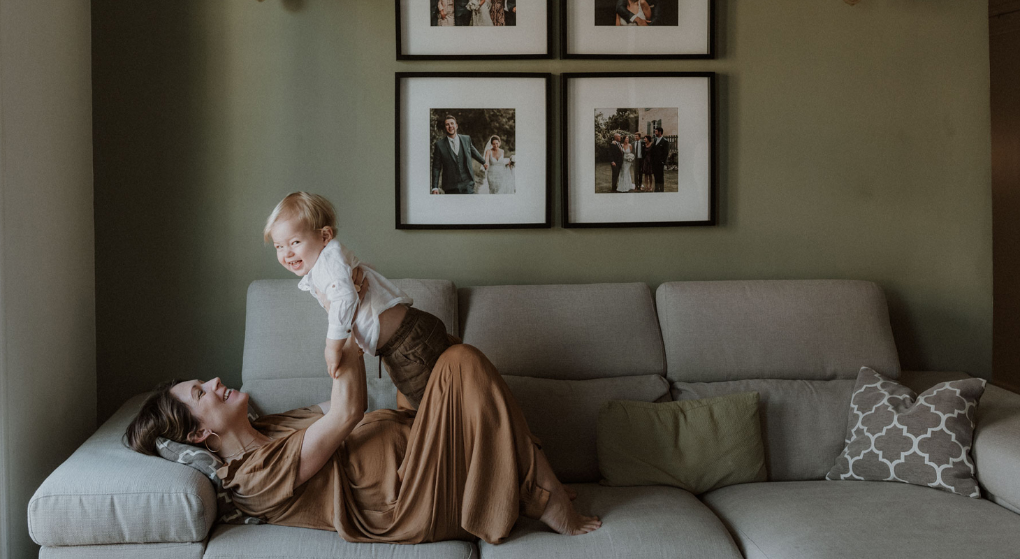 Shooting grossesse famille - la tendresse