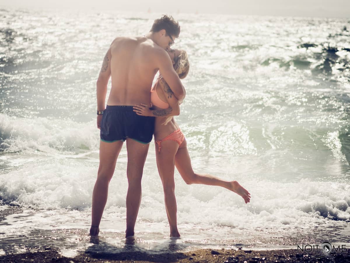 plage couple