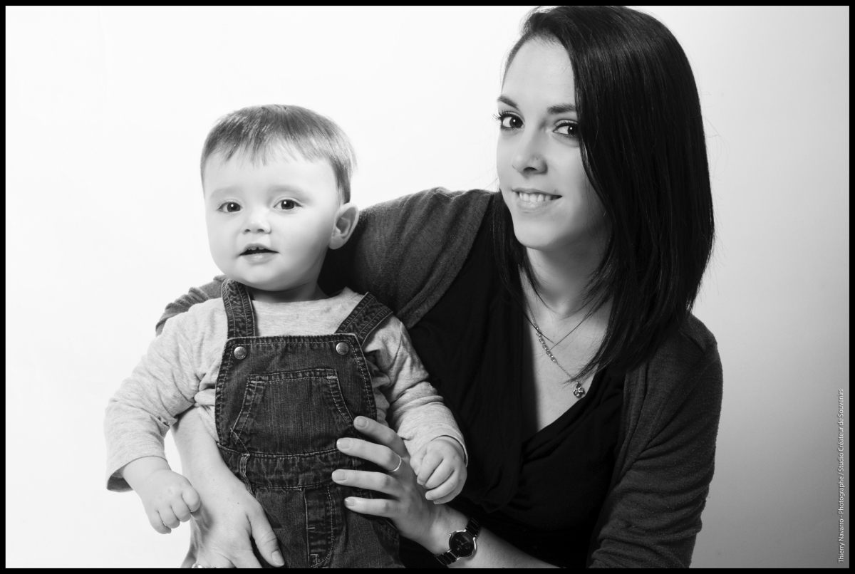 Photo maman enfant © Thierry Navarro / Myphotoagency